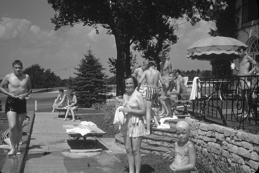 1934